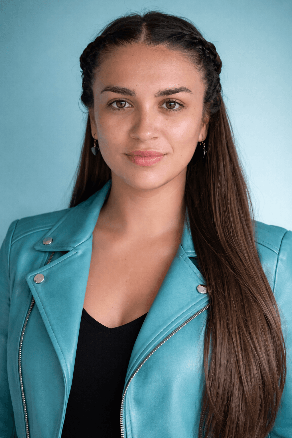 Boost Your Real Estate Listings with Natural Lighting Headshots